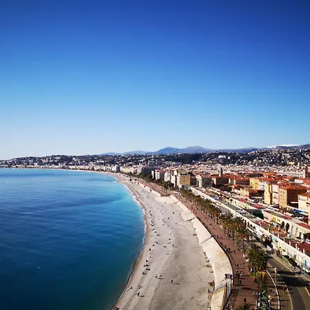 Cosy Sur La French Riviera